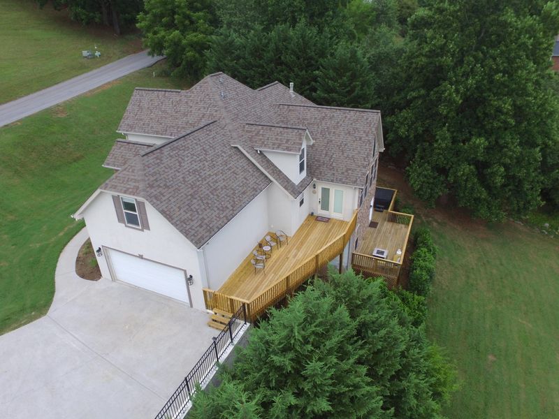 3443 Bentwood Dr, Kodak, TN 37764