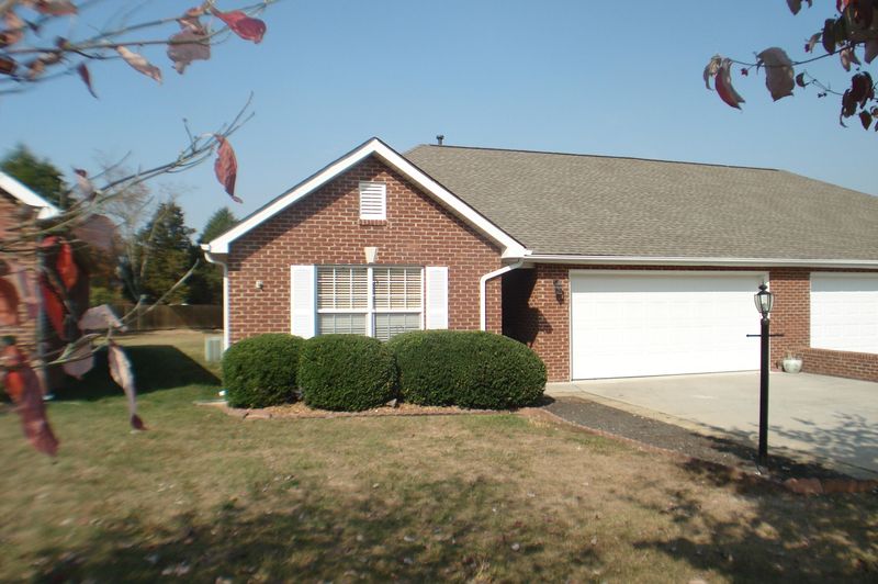 3447 Maple Grove Way, Knoxville, TN 37921