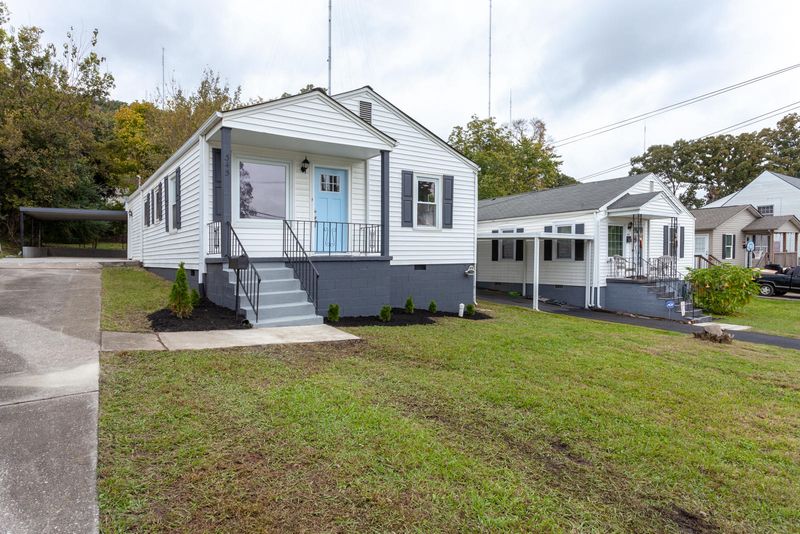345 Chickamauga Ave, Knoxville, TN 37917