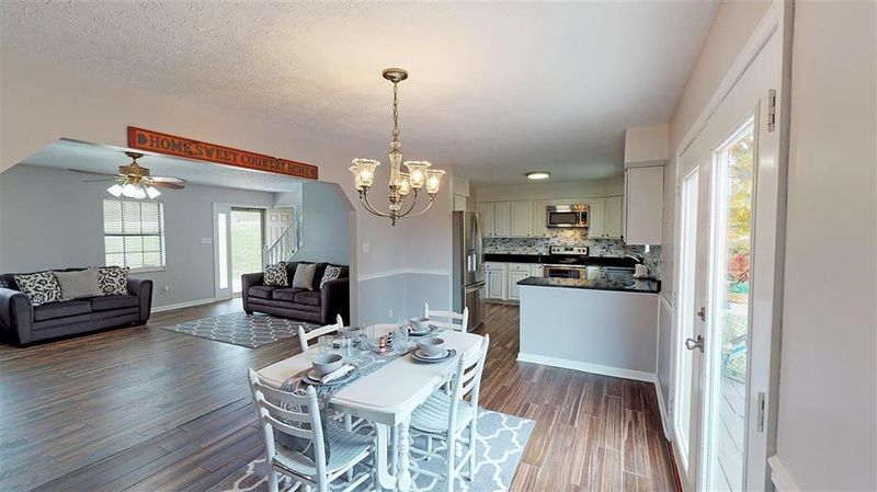 345 Constellation Ln, Kodak, TN 37764