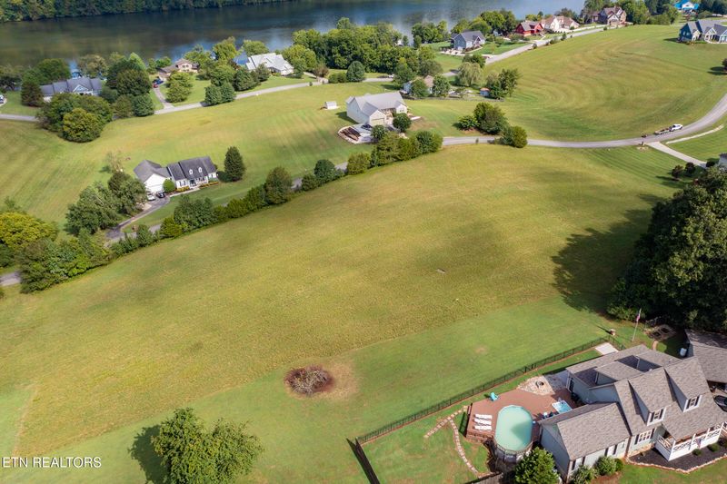 345 Marble Bluff Dr, Kingston, TN 37763