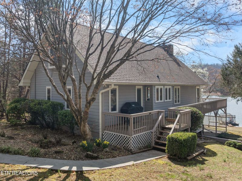345 Old Leadmine Bend Rd, Sharps Chapel, TN 37866