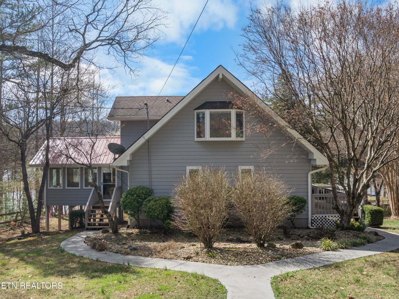 345 Old Leadmine Bend Rd, Sharps Chapel, TN 37866