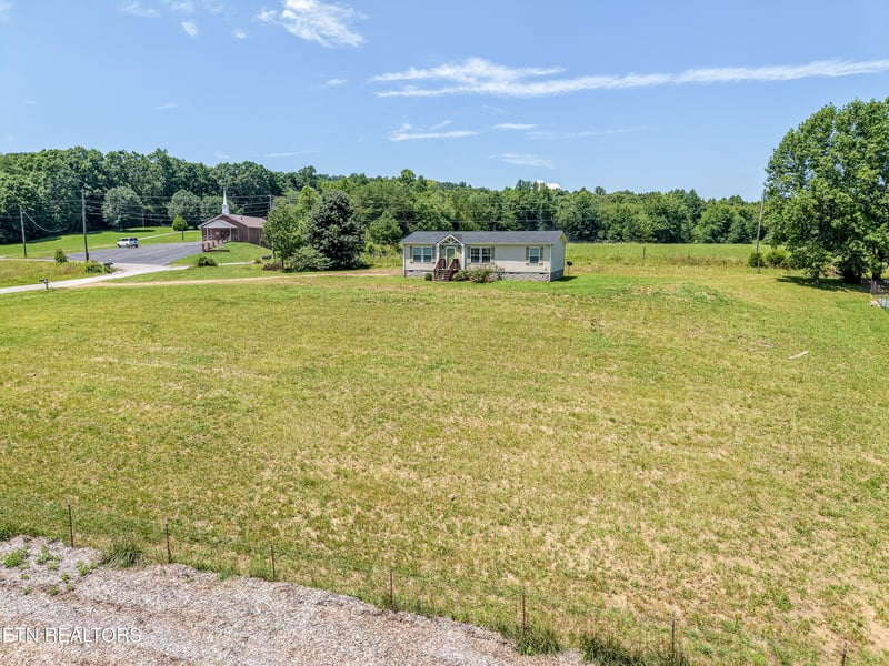 345 Pekoma Rd, Philadelphia, TN 37846