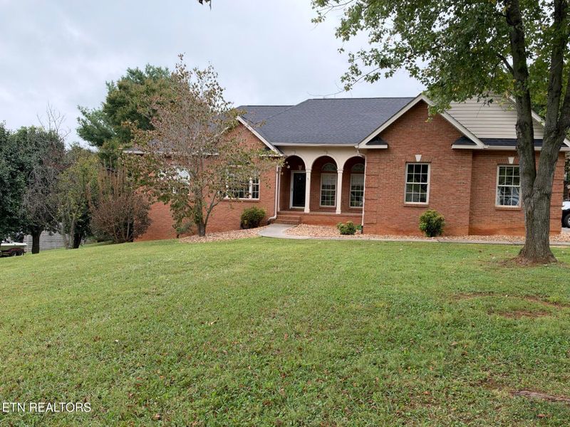 3451 Colby Cove Dr, Maryville, TN 37801