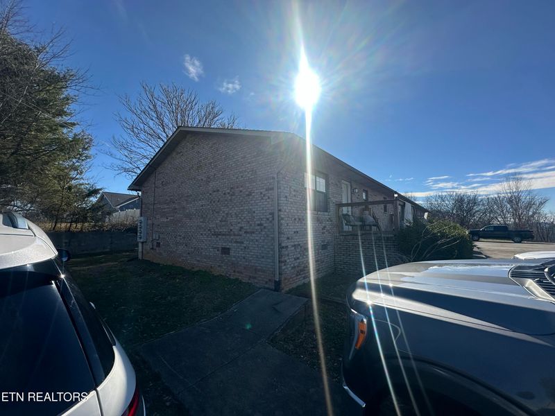 3455 Bent Rd, Kodak, TN 37764