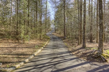 3458 Allegheny Loop Rd, Maryville, TN 37803