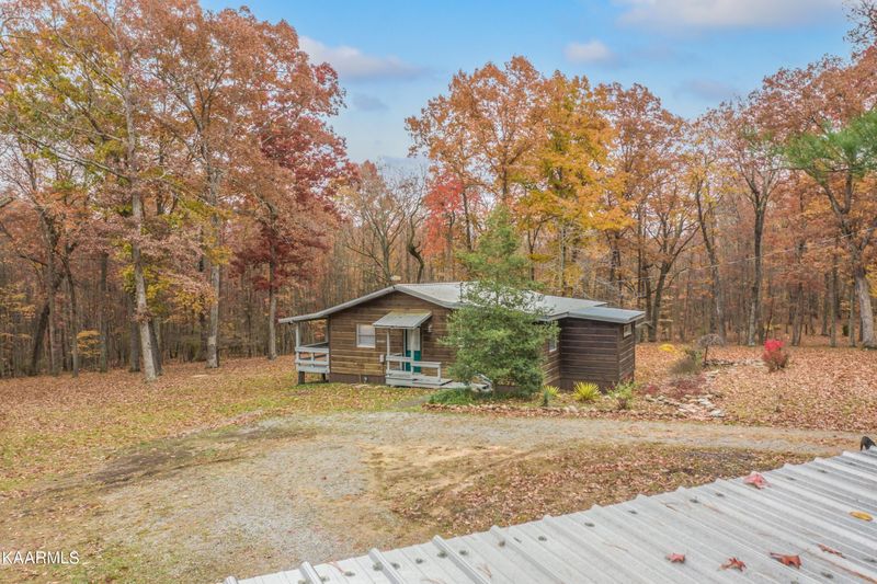 3458 Hedgecoth Rd, Crab Orchard, TN 37723