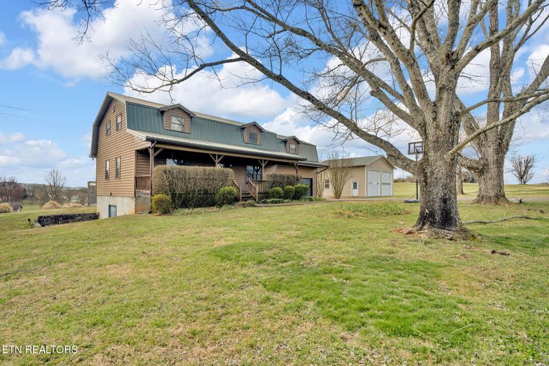 346 County Road 373, Athens, TN 37303