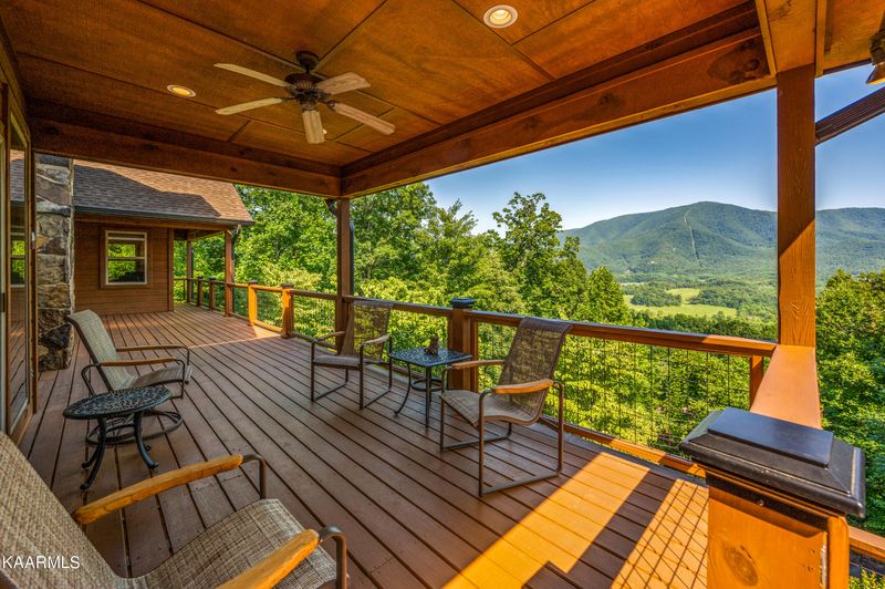 3460 Quail Way, Sevierville, TN 37862