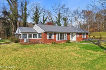 3461 Lake City Hwy, Rocky Top, TN 37769