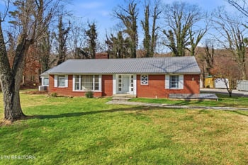3461 Lake City Hwy, Rocky Top, TN 37769