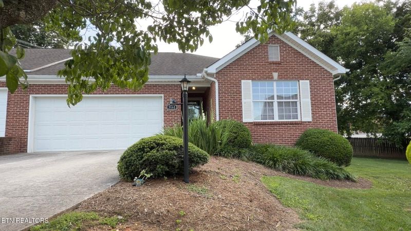 3461 Maple Grove Way, Knoxville, TN 37921
