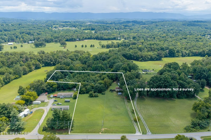 3462 Morganton Rd, Maryville, TN 37801