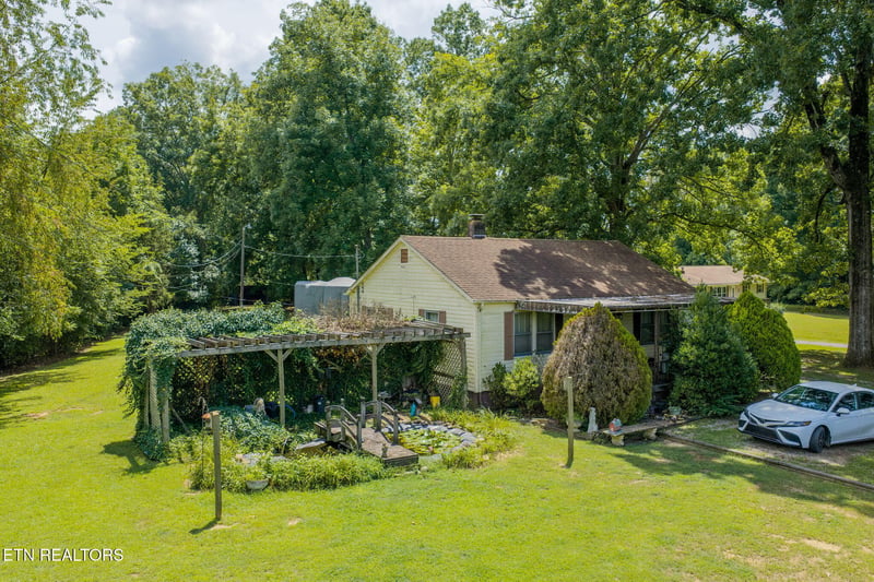 3462 Morganton Rd, Maryville, TN 37801