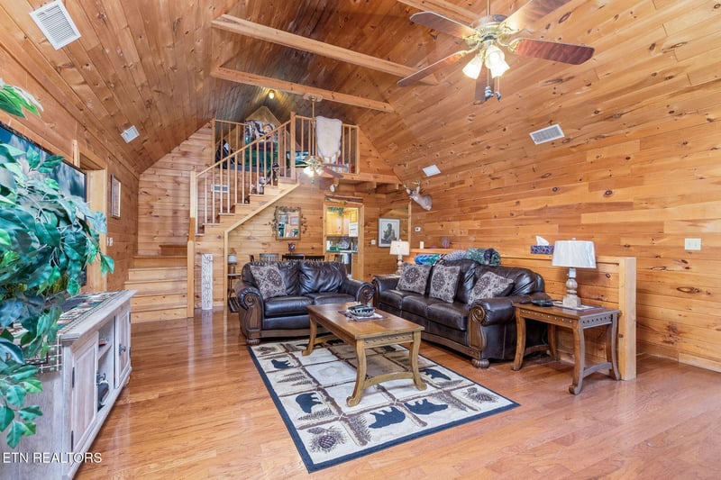 3469 Sugar Maple Loop Rd, Sevierville, TN 37862