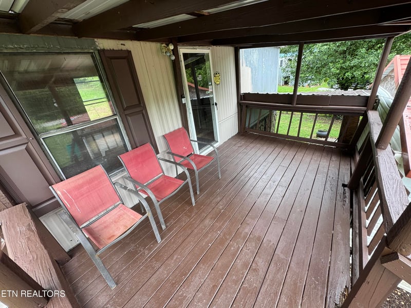 347 Depot St, Vonore, TN 37885