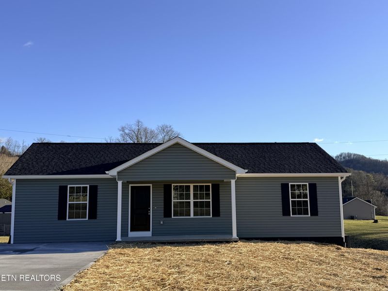 347 Green Acres Rd, Maynardville, TN 37807