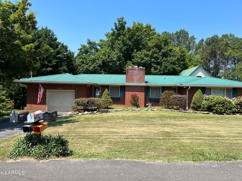 347 Huskey Dr, Seymour, TN 37865