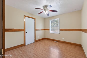 347 Rhododendron Cir, Crossville, TN 38555