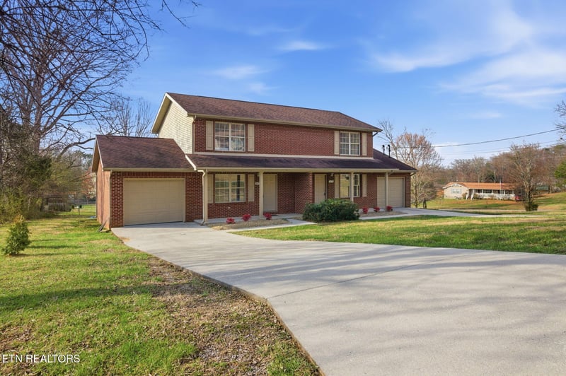 347 Ritz View Dr #A and B, Blaine, TN 37709