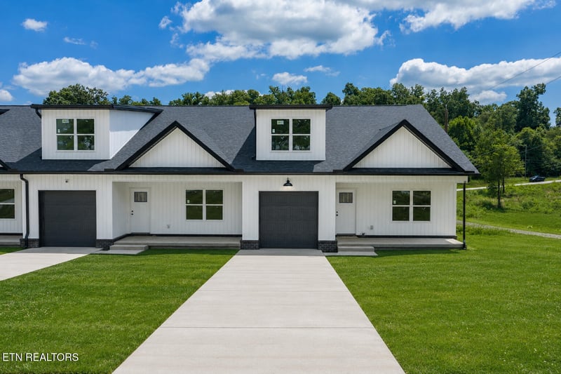 347 Webster Dr, Blaine, TN 37709