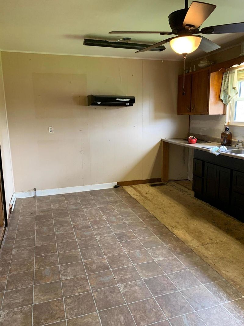 3472 Old Kentucky Rd, Morristown, TN 37814