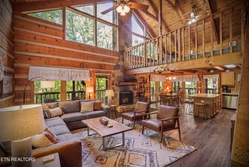 3475 Twin City Way, Pigeon Forge, TN 37863
