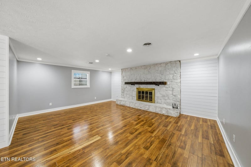 3477 Old Kentucky Rd, Morristown, TN 37814