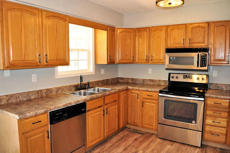 348 Hidden Valley Cir, Seymour, TN 37865