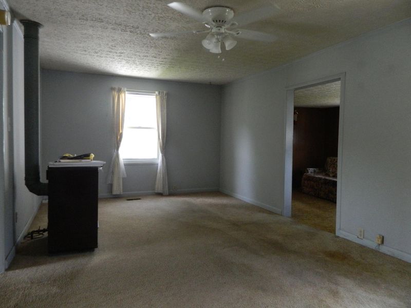 348 Jefferson Ave, Oak Ridge, TN 37830