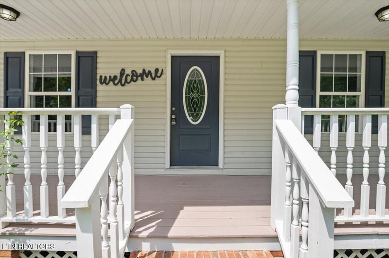 348 Ridge Rd, Caryville, TN 37714