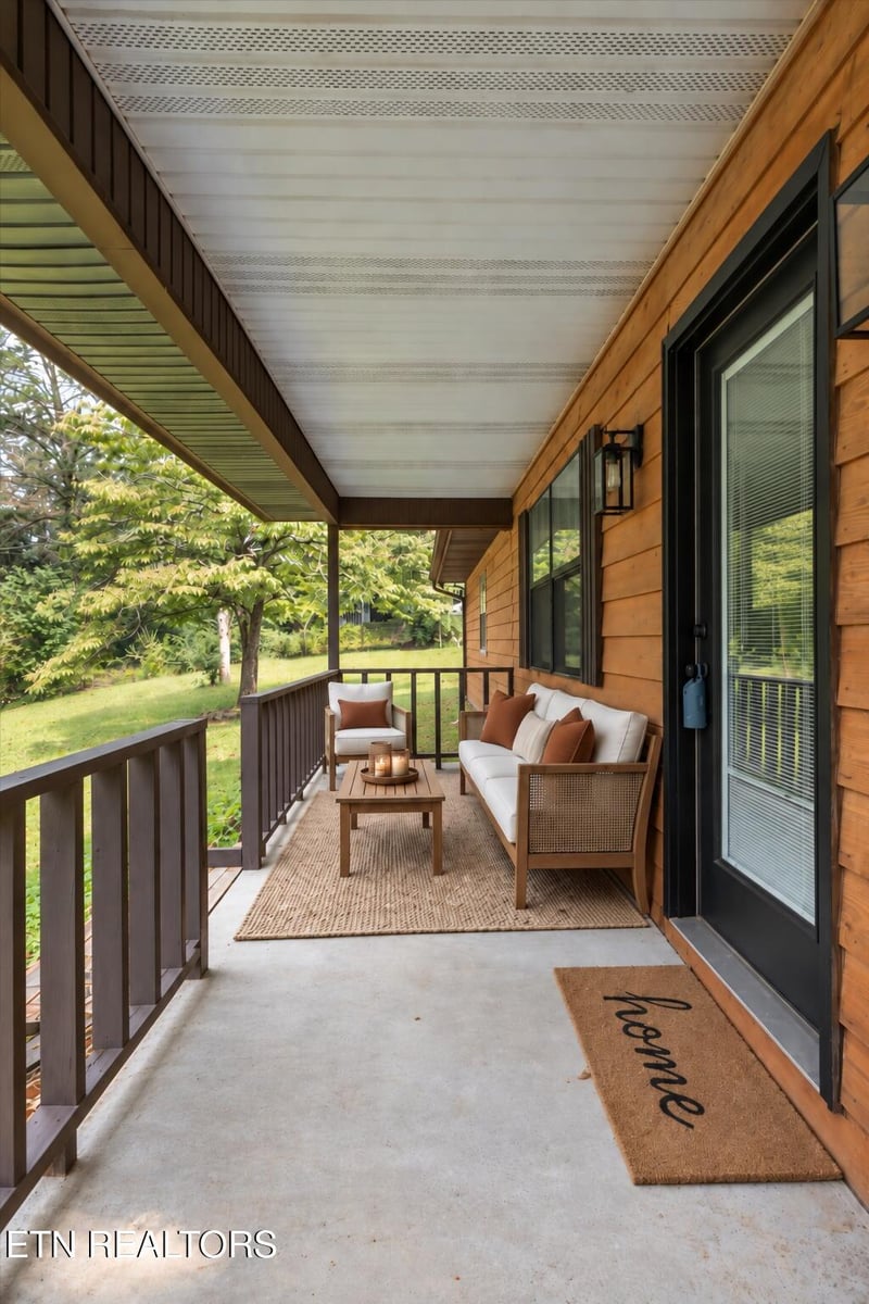 349 Fairchild St, Harriman, TN 37748
