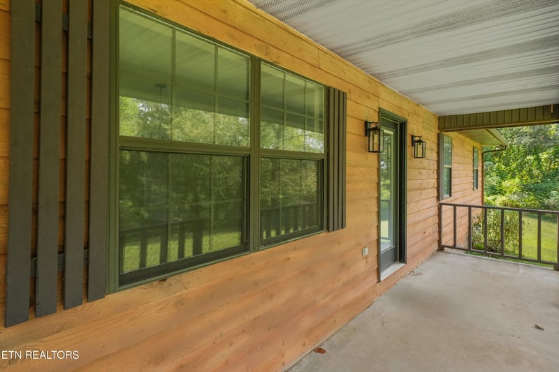 349 Fairchild St, Harriman, TN 37748