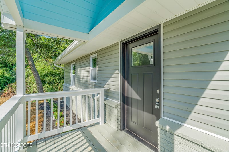 349 Land Oak Rd, Knoxville, TN 37922