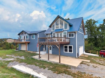 349 Notch Gap Rd, Thorn Hill, TN 37881