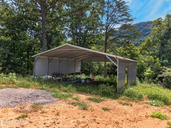 349 Notch Gap Rd, Thorn Hill, TN 37881