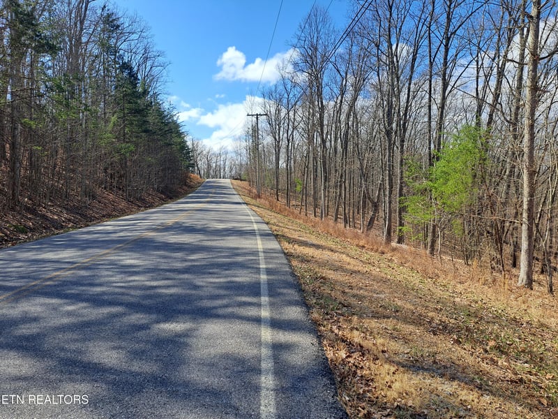 349 Rotherham Dr, Crossville, TN 38558