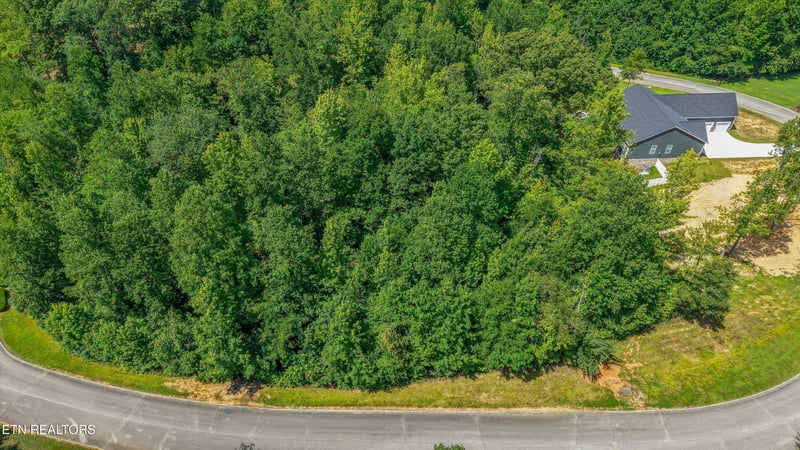 35 Emory Cove Dr, Harriman, TN 37748