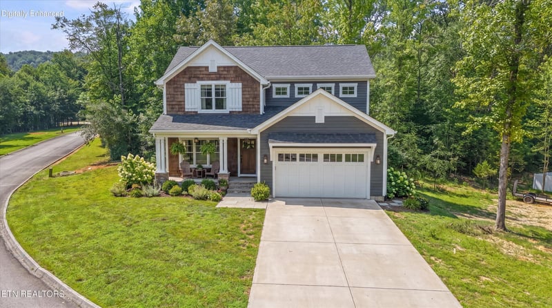 35 Emory Cove Dr, Harriman, TN 37748
