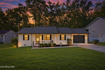 350 Lakeview Dr, Fairfield Glade, TN 38558