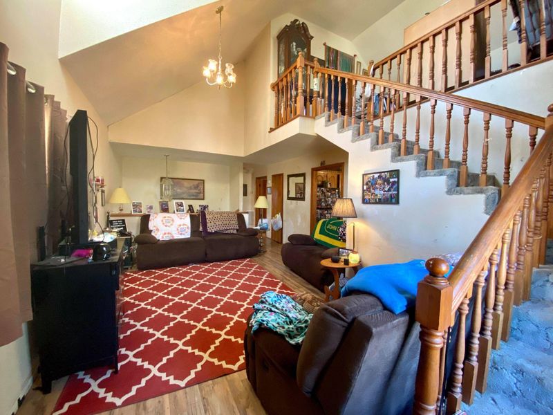 350 Lowell Adkins Rd, Deer Lodge, TN 37726