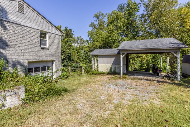 350 Skyline View Ln, Kingston, TN 37763