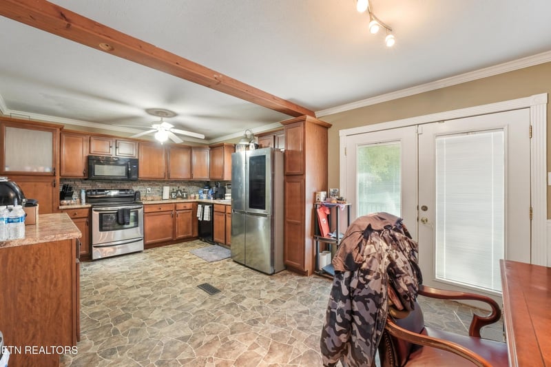 3500 S Fountaincrest Dr, Knoxville, TN 37918