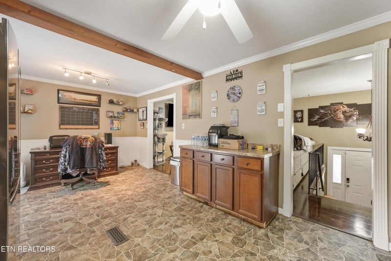 3500 S Fountaincrest Dr, Knoxville, TN 37918