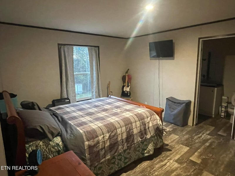 3500 Warrensburg Rd, Whitesburg, TN 37891