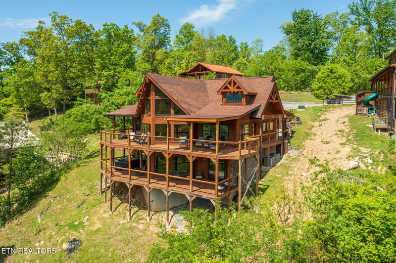 3505 Mountain Tyme Way, Sevierville, TN 37862