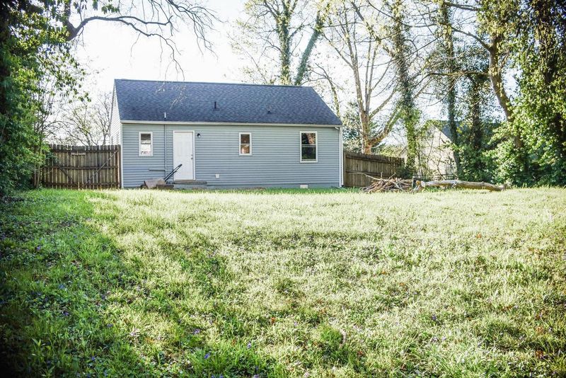 3506 Feathers St, Knoxville, TN 37920