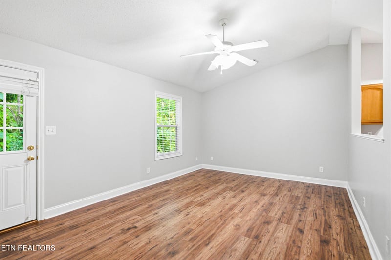 3507 Valley Stream Way, Knoxville, TN 37917