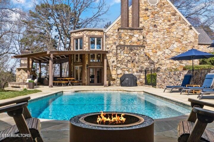 3509 Blow Dr, Knoxville, TN 37920